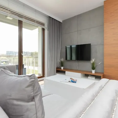 Apartment Silver Glam In Wilanow By Renters Warschau
